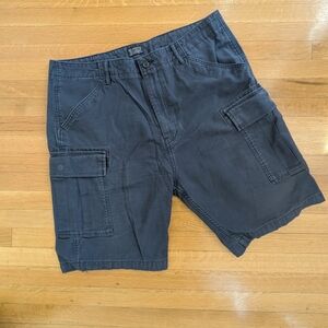 Levi Strauss Men's Grey Blue Cargo Shorts. Size 38